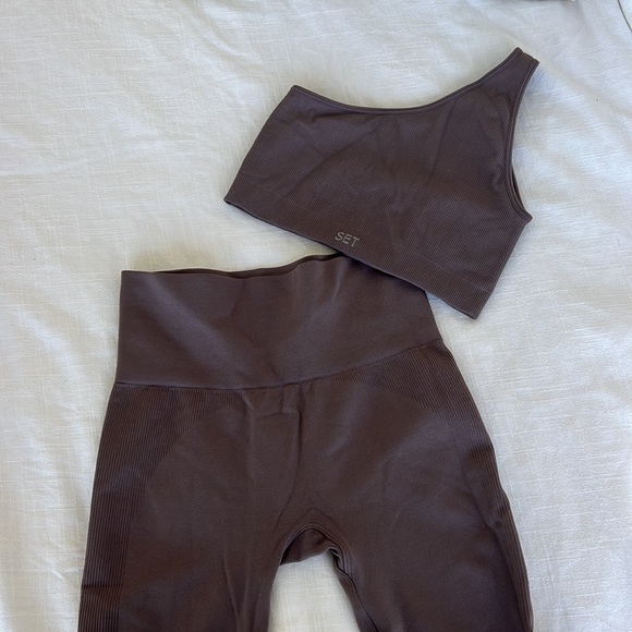 Matching SET Active set - Picture 4 of 5